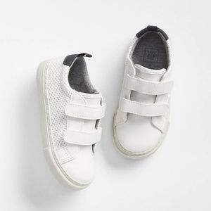 Baby GAP Classic Sneakers